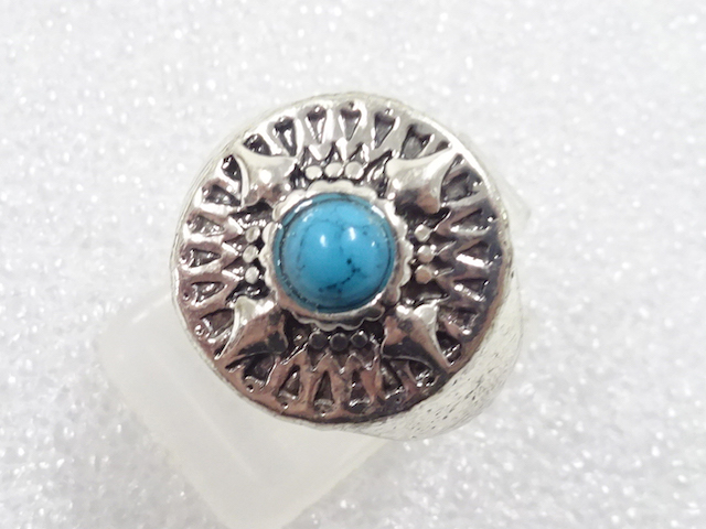 JAPANESE KIMONO / ANTIQUE COLORED STONE RING (SIZE 12)
